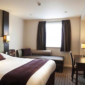 Premier Inn Stevenage Central